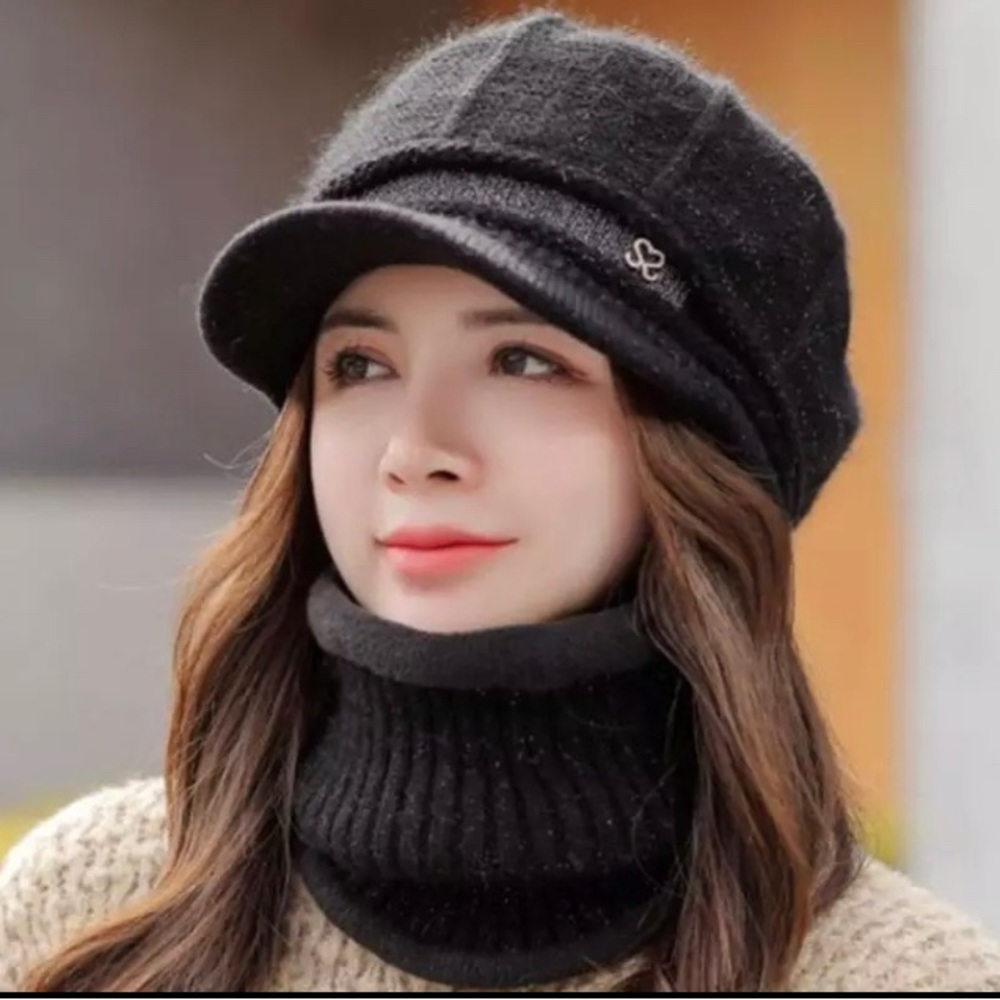 1PCS Ski Cap Black Leather Warm Winter Hats Women Knitted Hats Cap Warm Skullies